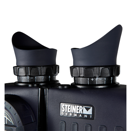 Steiner Commander 7x50C Binocular with HD Stabilized Compass